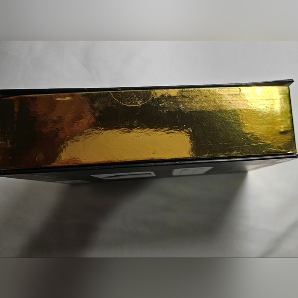 NIB Wicked Sock Box Set With Embroidered Design - Picture 5 of 6